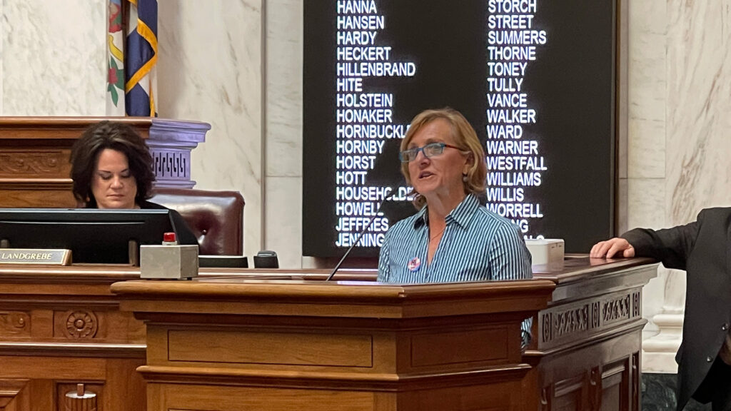 Paula Lepp testifying