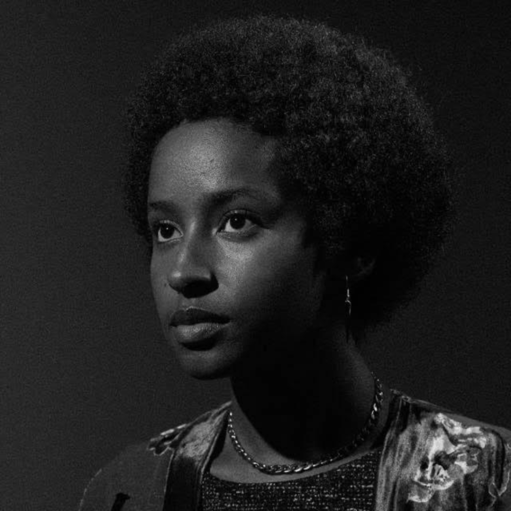Tiara-Brown